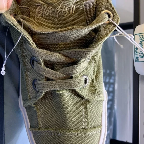 Blowfish Womens Malibu Maxine Green Cotton Canvas Low Top Size 8 Slip On Shoes - Picture 6 of 6